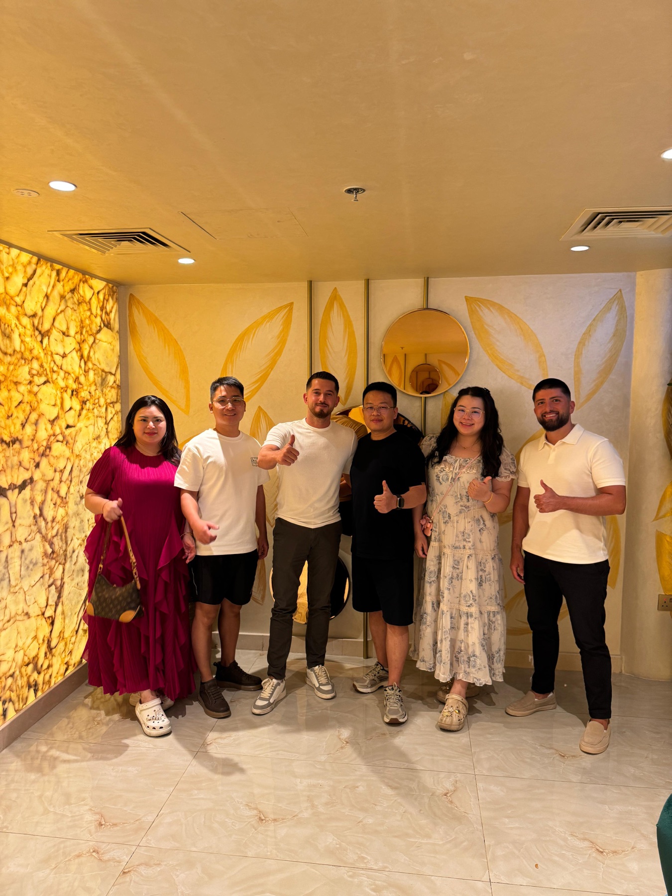 Pickoship team meeting visiting ecommerce partners