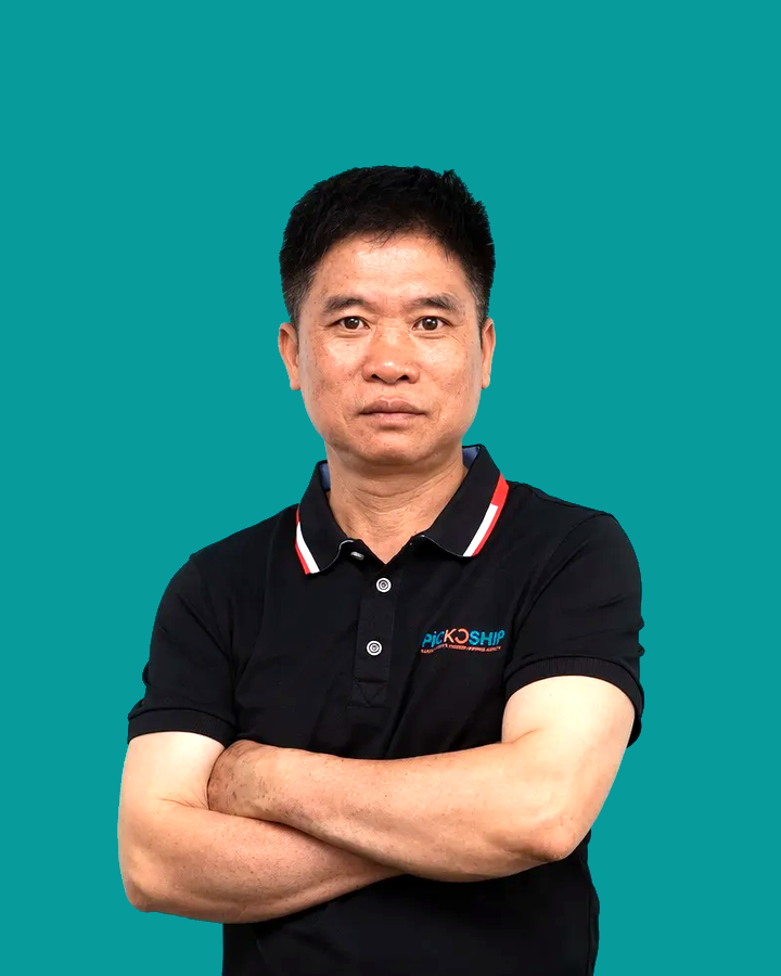 ZhiYong, warehouse manager at Pickoship